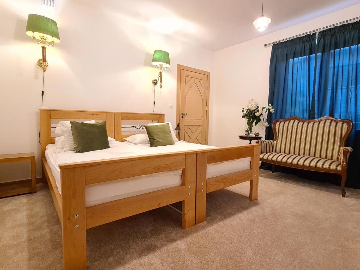 Bed and Breakfast Gosciniec Ilzanka Екстер'єр фото