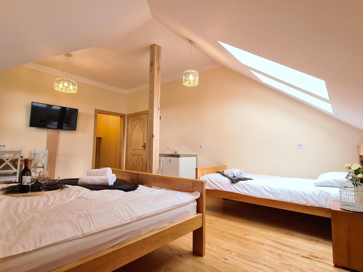 Bed and Breakfast Gosciniec Ilzanka Екстер'єр фото