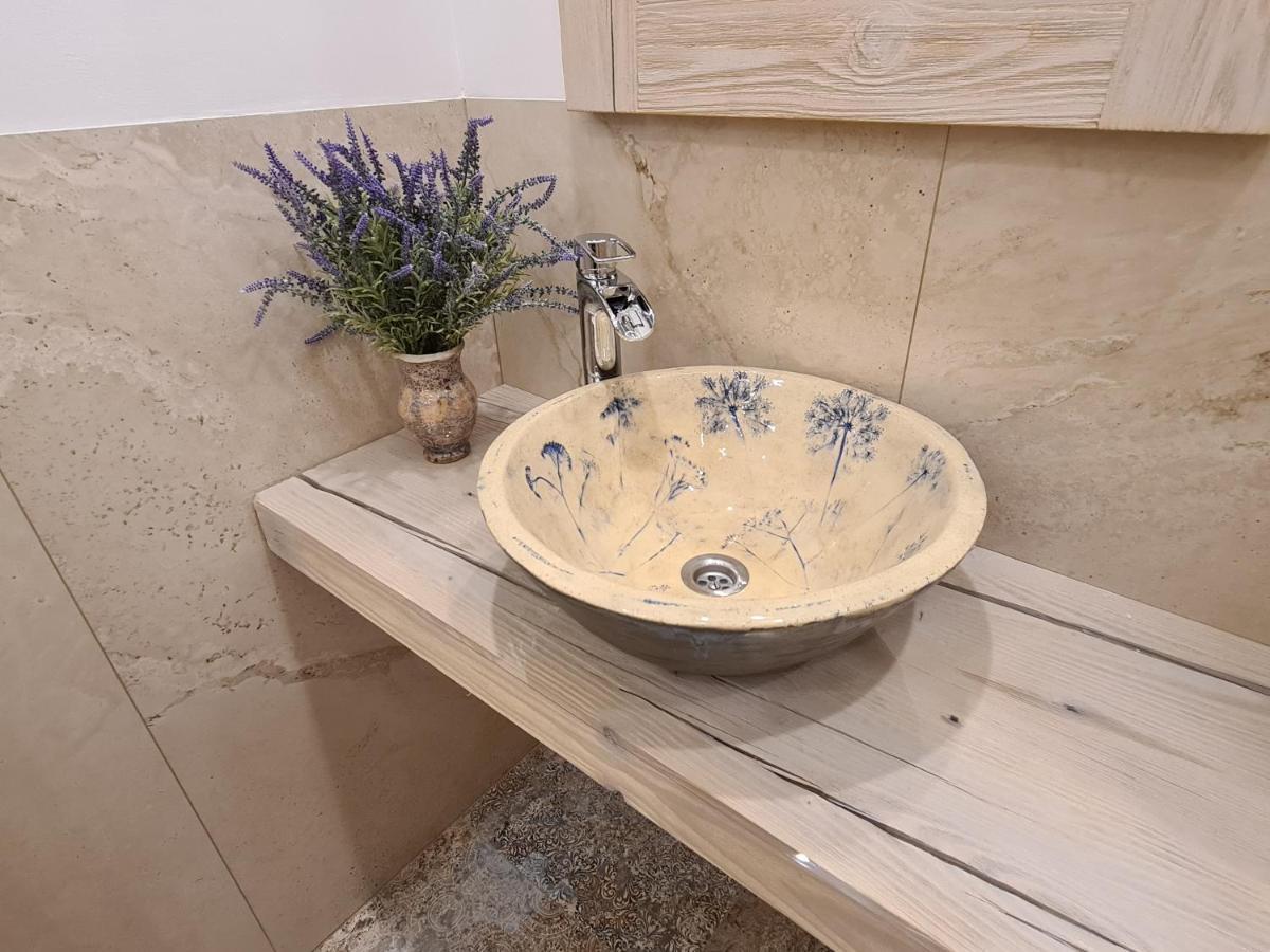 Bed and Breakfast Gosciniec Ilzanka Екстер'єр фото