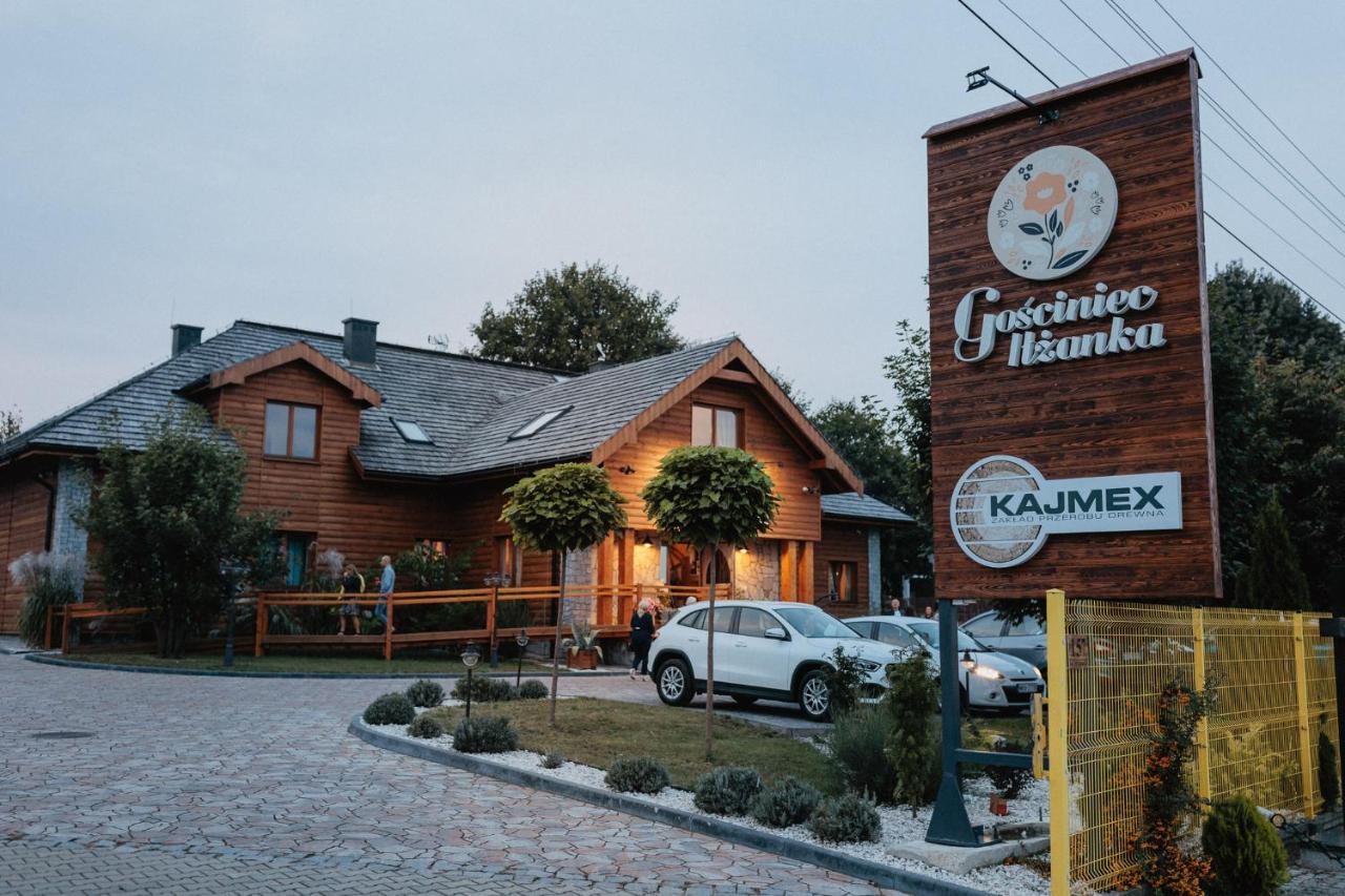 Bed and Breakfast Gosciniec Ilzanka Екстер'єр фото